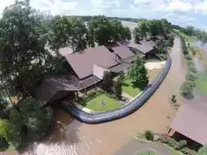 Video: Smartest man in Texas saves his home during the flood with something his friends laughed at him for